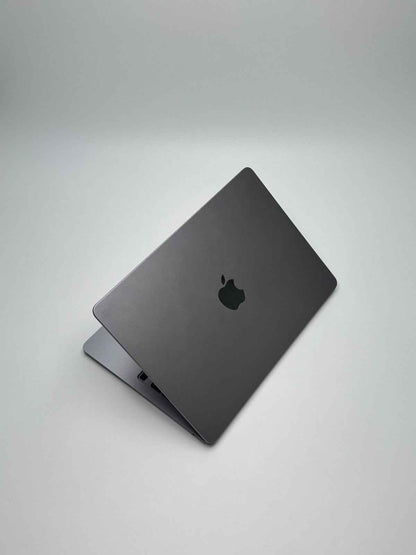 Apple MacBook Air 13,6 Zoll | M2 CPU | 2022 | 256 GB SSD | 8 GB RAM | Space Grau D&S Resell GbR