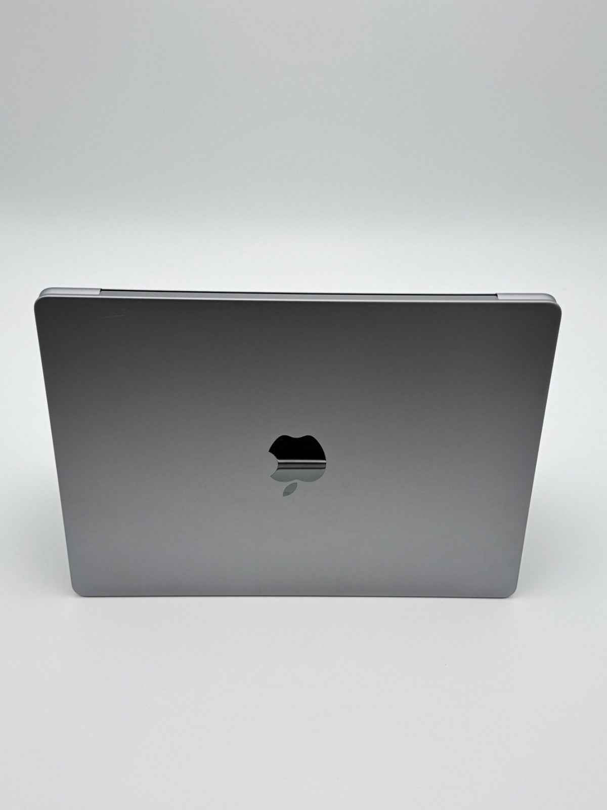 Apple MacBook Pro 14,2 Zoll | M2 Pro | 2023 | 512 GB SSD | 16 GB RAM | Space Grau D&S Resell GbR