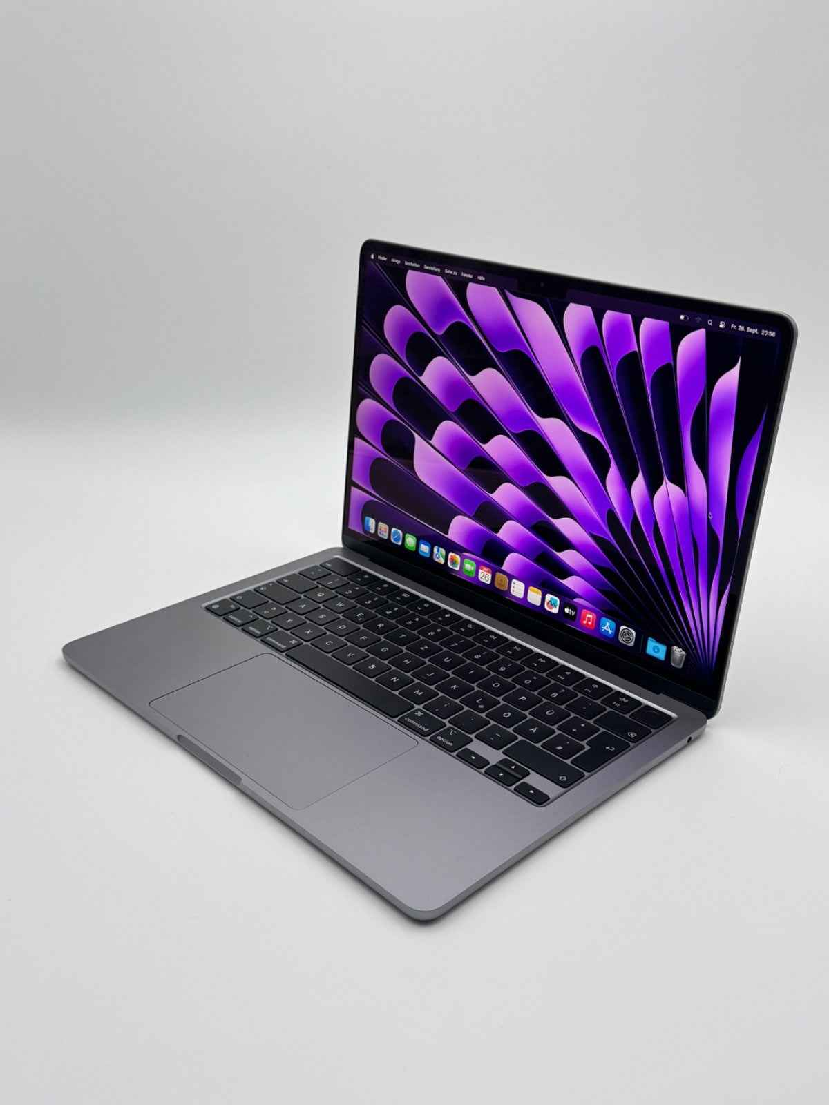 Apple MacBook Air 13,6 Zoll | M2 CPU | 2022 | 256 GB SSD | 8 GB RAM | Space Grau D&S Resell GbR