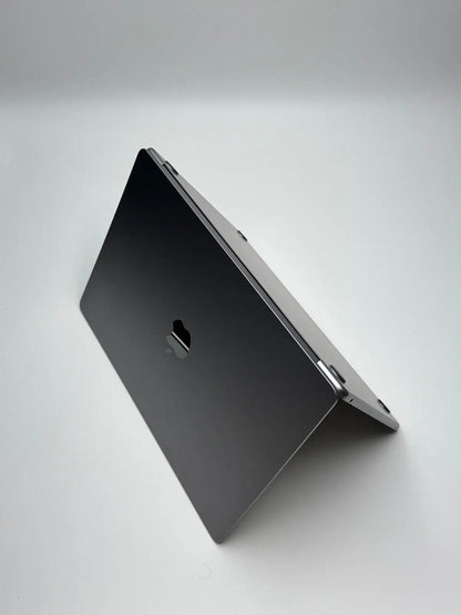 Apple MacBook Air 15,3 Zoll | M2 CPU | 2023 | 256 GB SSD | 8 GB RAM | Space Grau D&S Resell GbR