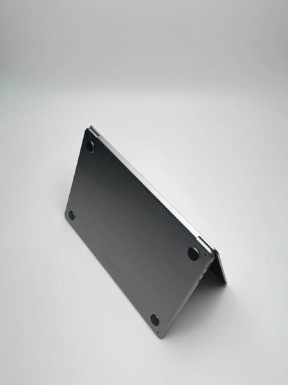 Apple MacBook Air 13,6 Zoll | M2 CPU | 2022 | 256 GB SSD | 8 GB RAM | Space Grau D&S Resell GbR