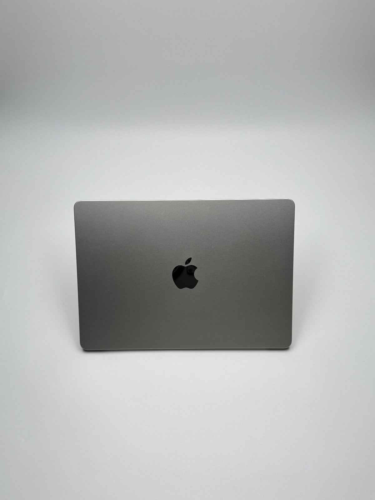 Apple MacBook Air 13,6 Zoll | M2 CPU | 2022 | 512 GB SSD | 8 GB RAM | Polarstern D&S Resell GbR