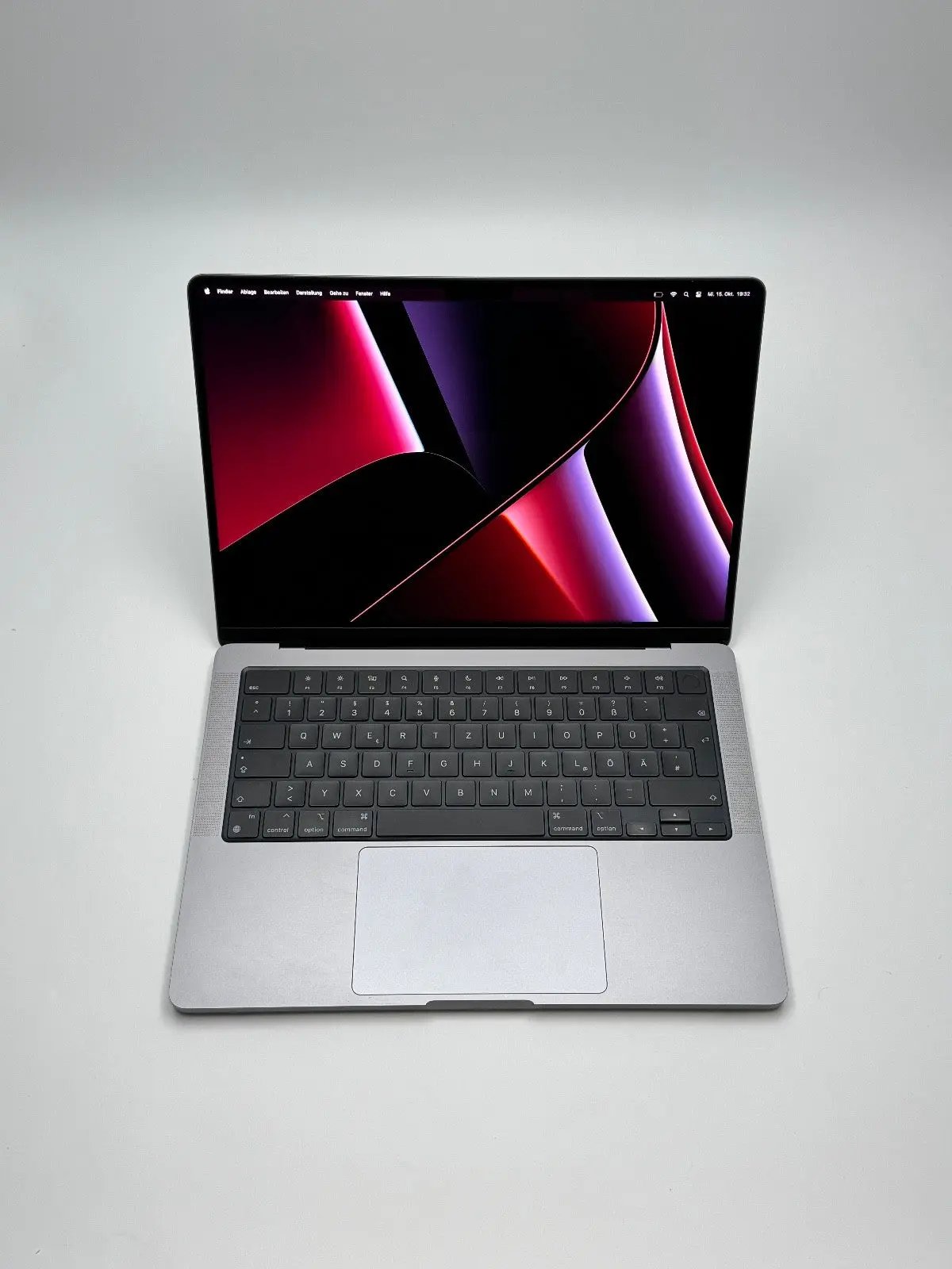 Apple MacBook Pro 14,2 Zoll | M2 Pro | 2023 | 512 TB SSD | 16 GB RAM | Space Grau D&S Resell GbR