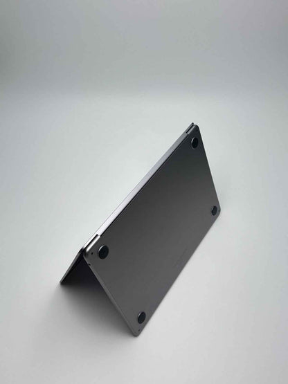 Apple MacBook Air 13,6 Zoll | M2 CPU | 2022 | 256 GB SSD | 8 GB RAM | Space Grau D&S Resell GbR