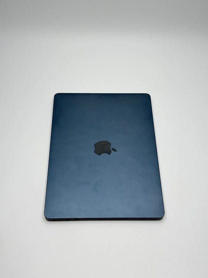 Apple MacBook Air 13,6 Zoll | M2 CPU | 2022 | 256 GB SSD | 8 GB RAM | Mitternacht D&S Resell GbR