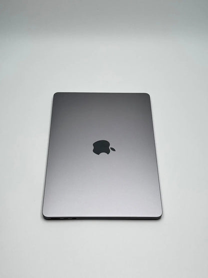 Apple MacBook Air 13,6 Zoll | M2 CPU | 2022 | 256 GB SSD | 8 GB RAM | Space Grau D&S Resell GbR