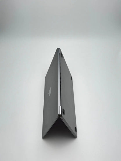 Apple MacBook Air 13,6 Zoll | M2 CPU | 2022 | 256 GB SSD | 8 GB RAM | Space Grau D&S Resell GbR