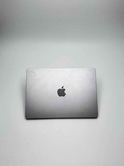 Apple MacBook Air 13,6 Zoll | M2 CPU | 2022 | 256 GB SSD | 8 GB RAM | Space Grau D&S Resell GbR