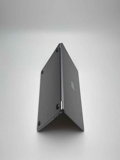 Apple MacBook Air 13,6 Zoll | M2 CPU | 2022 | 256 GB SSD | 8 GB RAM | Space Grau D&S Resell GbR