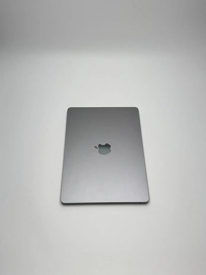 Apple MacBook Air 13,6 Zoll | M2 CPU | 2022 | 256 GB SSD | 8 GB RAM | Space Grau D&S Resell GbR