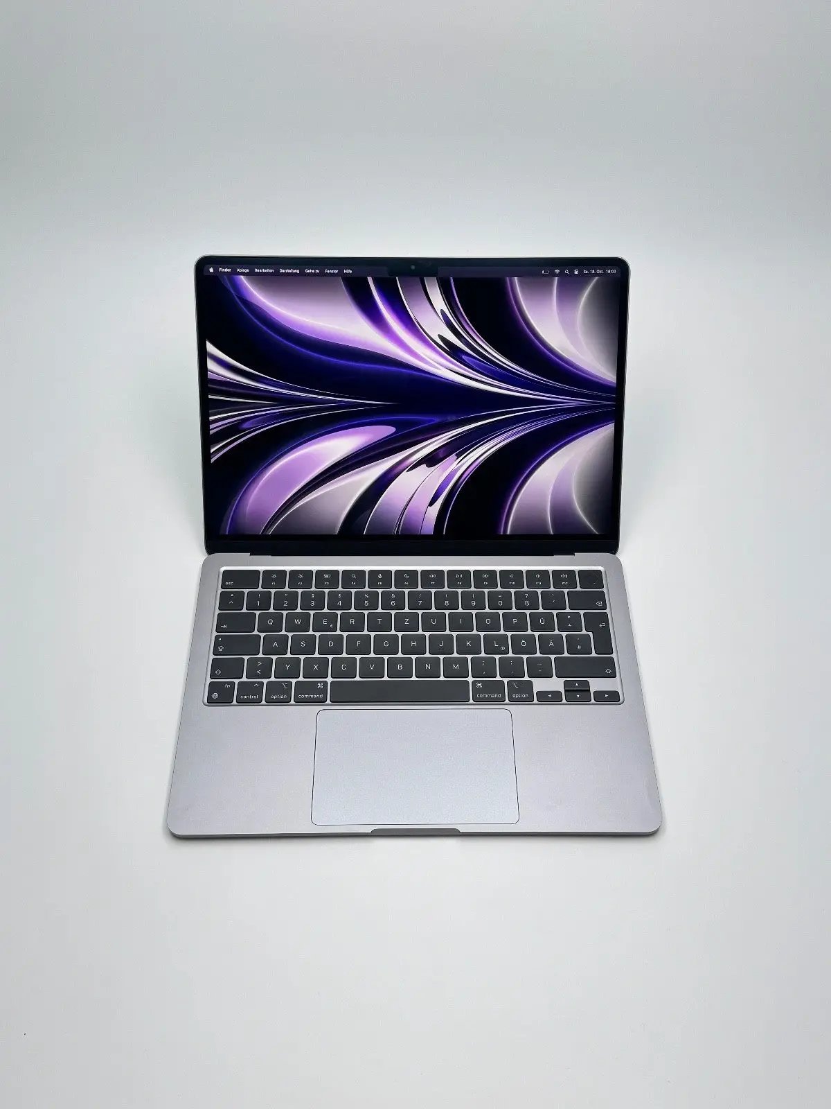 Apple MacBook Air 13,6 Zoll | M2 CPU | 2022 | 256 GB SSD | 8 GB RAM | Space Grau D&S Resell GbR