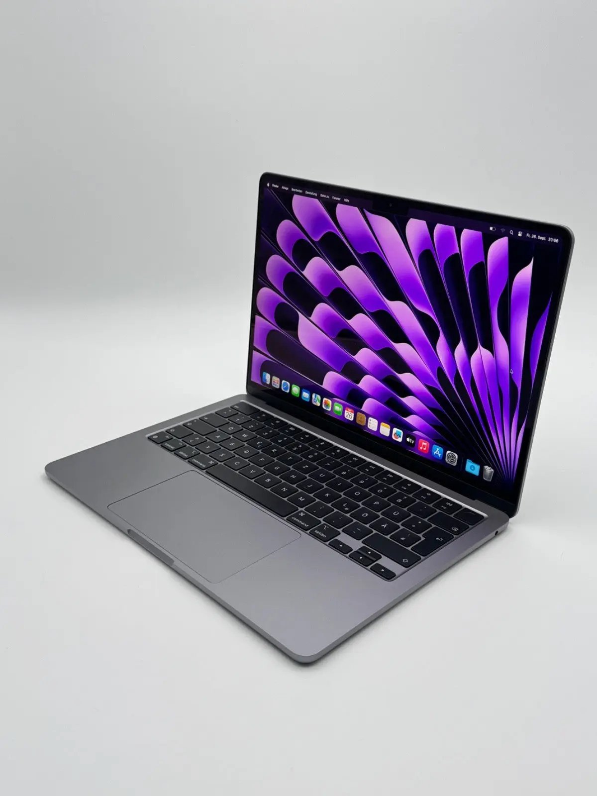 Apple MacBook Air 13,6 Zoll | M2 CPU | 2022 | 256 GB SSD | 8 GB RAM | Space Grau D&S Resell GbR