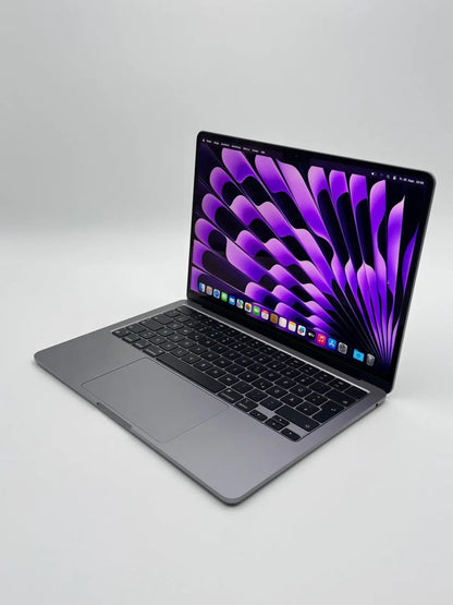 Apple MacBook Air 13,6 Zoll | M2 CPU | 2022 | 256 GB SSD | 8 GB RAM | Space Grau D&S Resell GbR