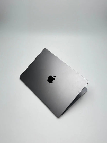 Apple MacBook Air 13,6 Zoll | M2 CPU | 2022 | 256 GB SSD | 8 GB RAM | Space Grau D&S Resell GbR