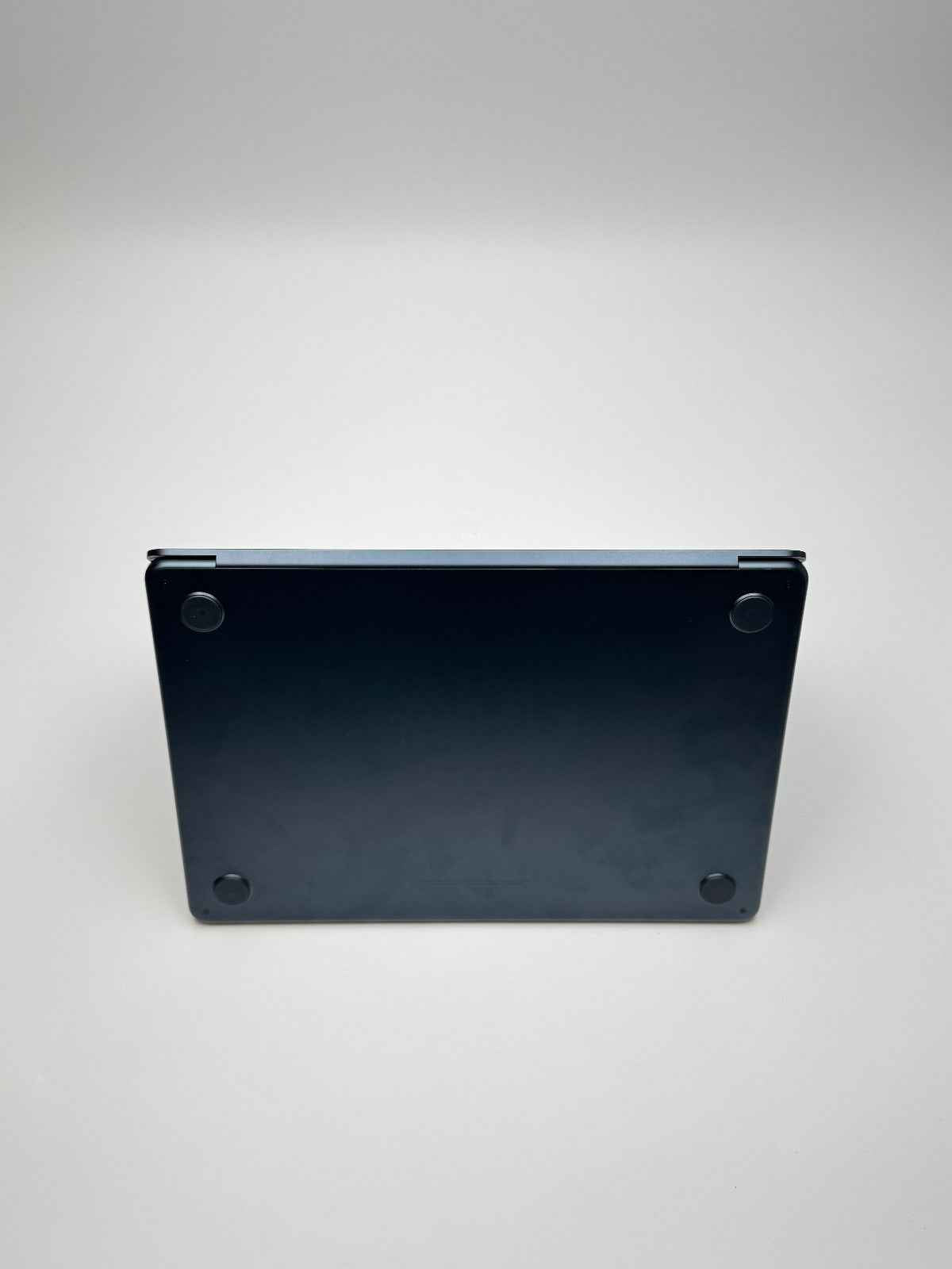 Apple MacBook Air 13,6 Zoll | M2 CPU | 2022 | 512 GB SSD | 8 GB RAM | Midnight D&S Resell GbR