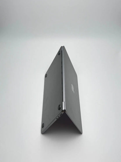 Apple MacBook Air 13,6 Zoll | M2 CPU | 2022 | 256 GB SSD | 8 GB RAM | Space Grau D&S Resell GbR