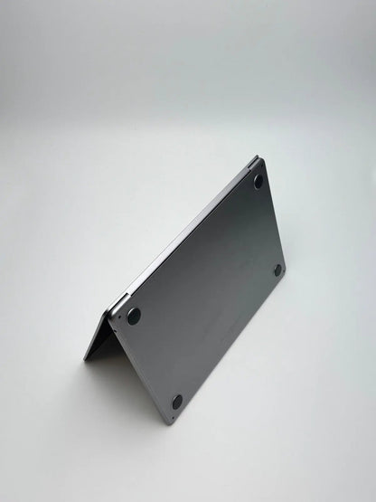 Apple MacBook Air 13,6 Zoll | M2 CPU | 2022 | 256 GB SSD | 8 GB RAM | Space Grau D&S Resell GbR