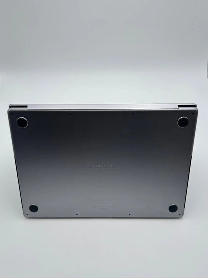 Apple MacBook Pro 16,2 Zoll | M2 Pro | 2023 | 512 GB SSD | 16 GB RAM | Space Grau D&S Resell GbR