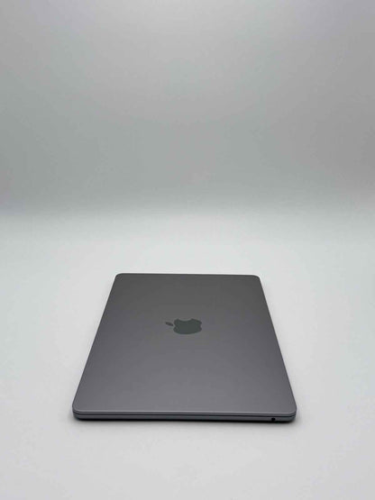 Apple MacBook Air 13,6 Zoll | M2 CPU | 2022 | 256 GB SSD | 8 GB RAM | Space Grau D&S Resell GbR
