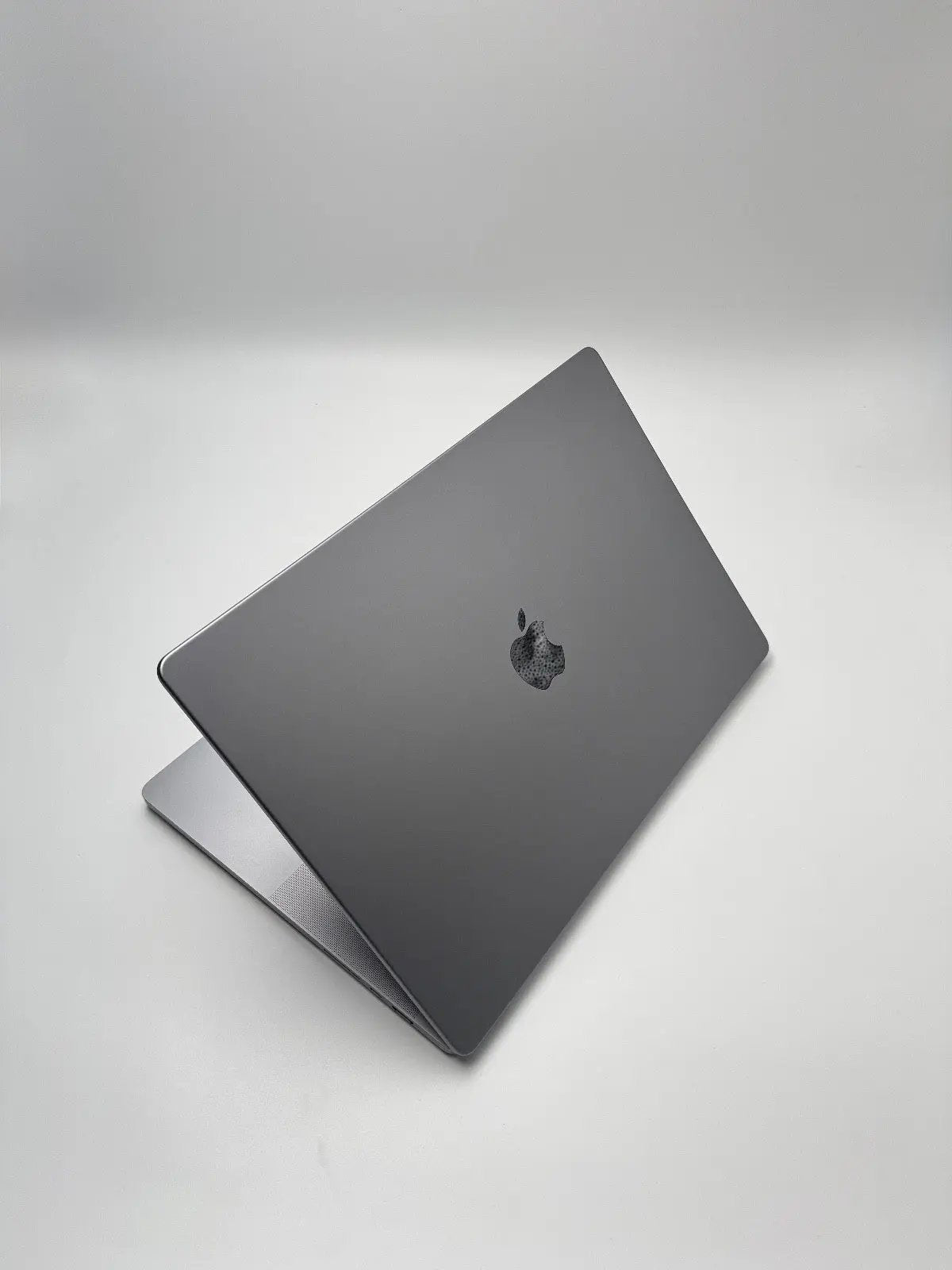 Apple MacBook Pro 16,2 Zoll | M1 Max | 2021 | 1 TB SSD | 32 GB RAM | Space Grau D&S Resell GbR