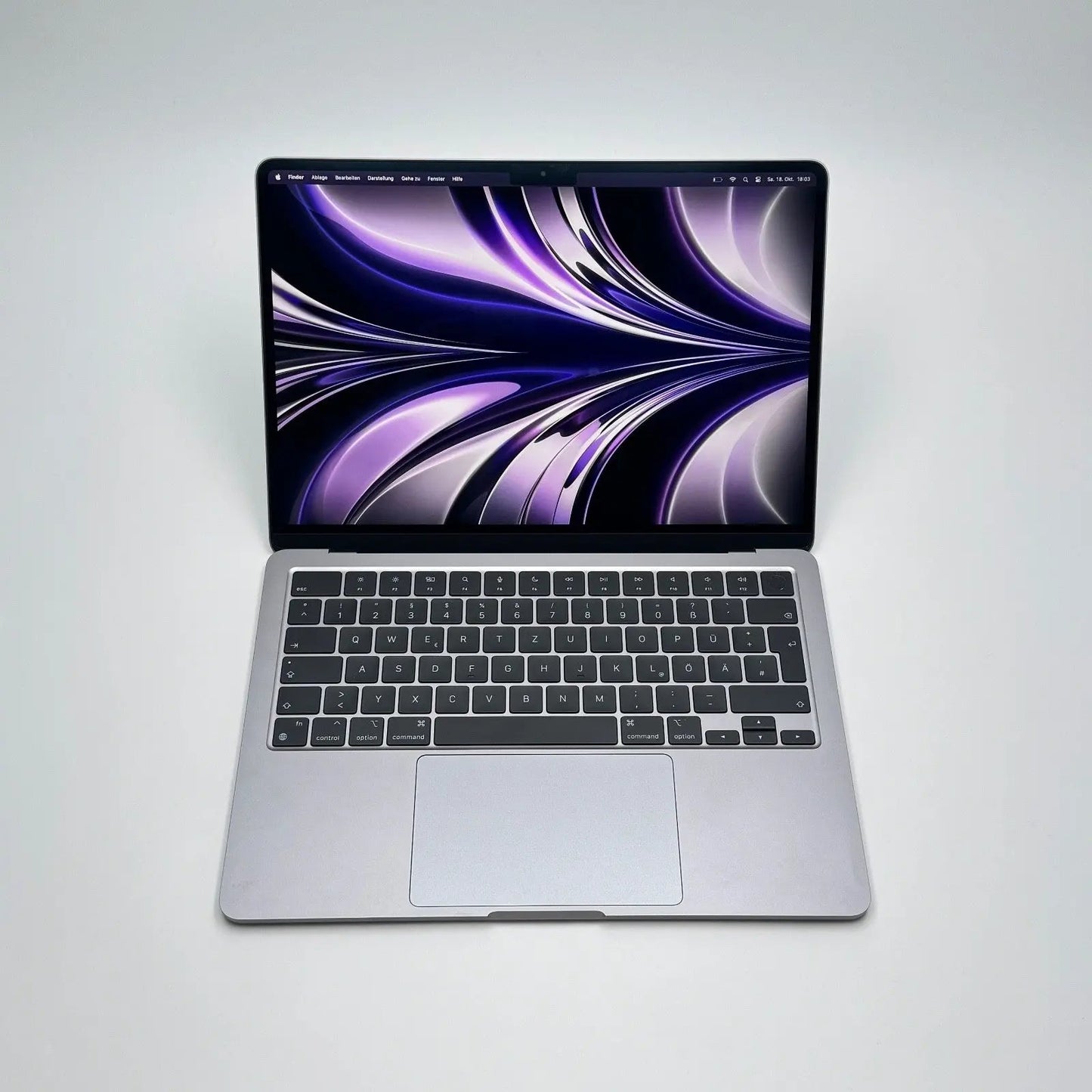 Apple MacBook Air 13,6 Zoll | M2 CPU | 2022 | 256 GB SSD | 8 GB RAM | Space Grau D&S Resell GbR