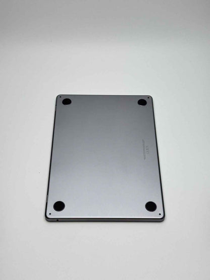 Apple MacBook Air 13,6 Zoll | M2 CPU | 2022 | 256 GB SSD | 8 GB RAM | Space Grau D&S Resell GbR