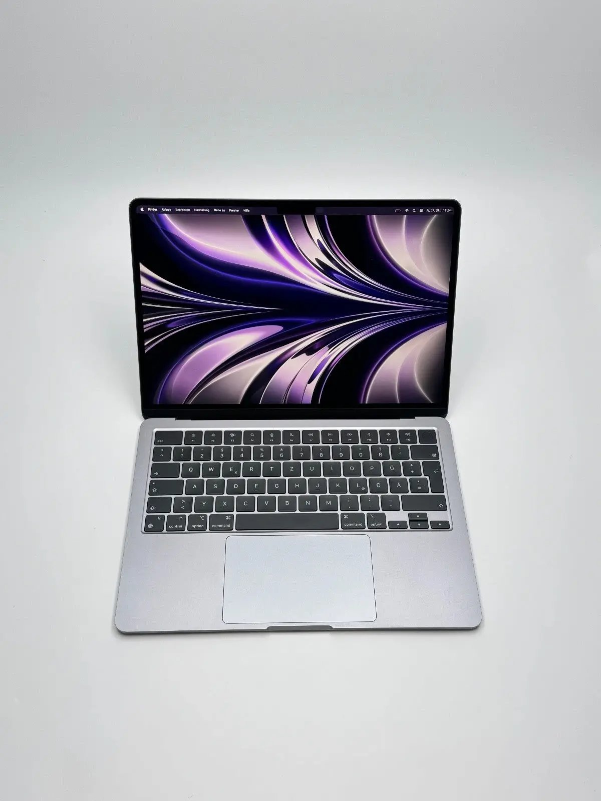 Apple MacBook Air 13,6 Zoll | M2 CPU | 2022 | 256 GB SSD | 8 GB RAM | Space Grau D&S Resell GbR