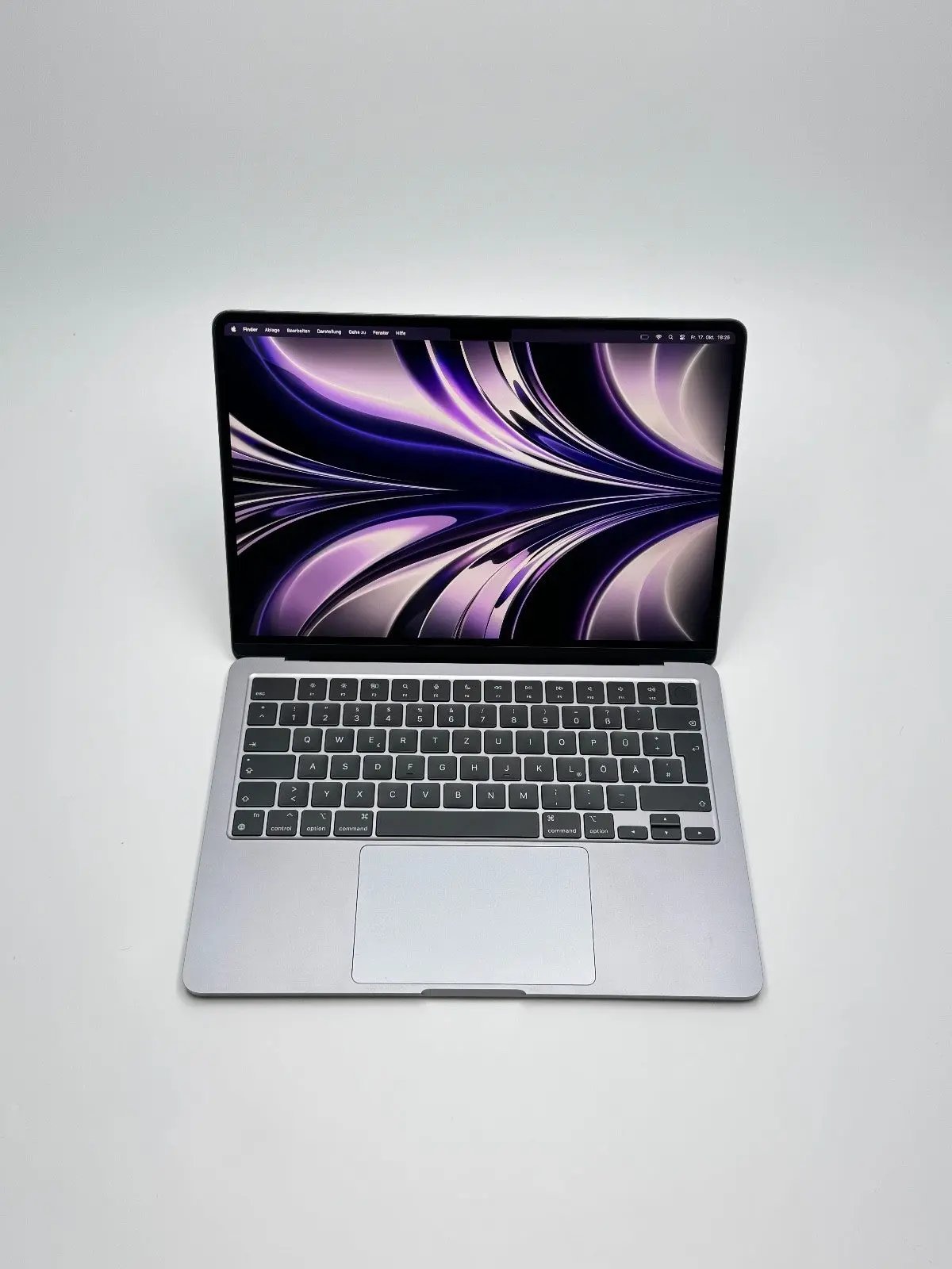 Apple MacBook Air 13,6 Zoll | M2 CPU | 2022 | 256 GB SSD | 8 GB RAM | Space Grau D&S Resell GbR