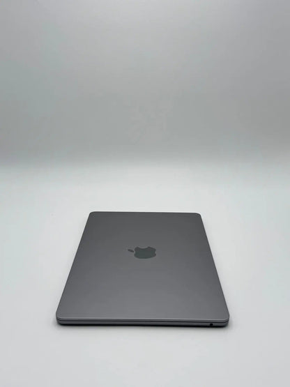 Apple MacBook Air 13,6 Zoll | M2 CPU | 2022 | 256 GB SSD | 8 GB RAM | Space Grau D&S Resell GbR