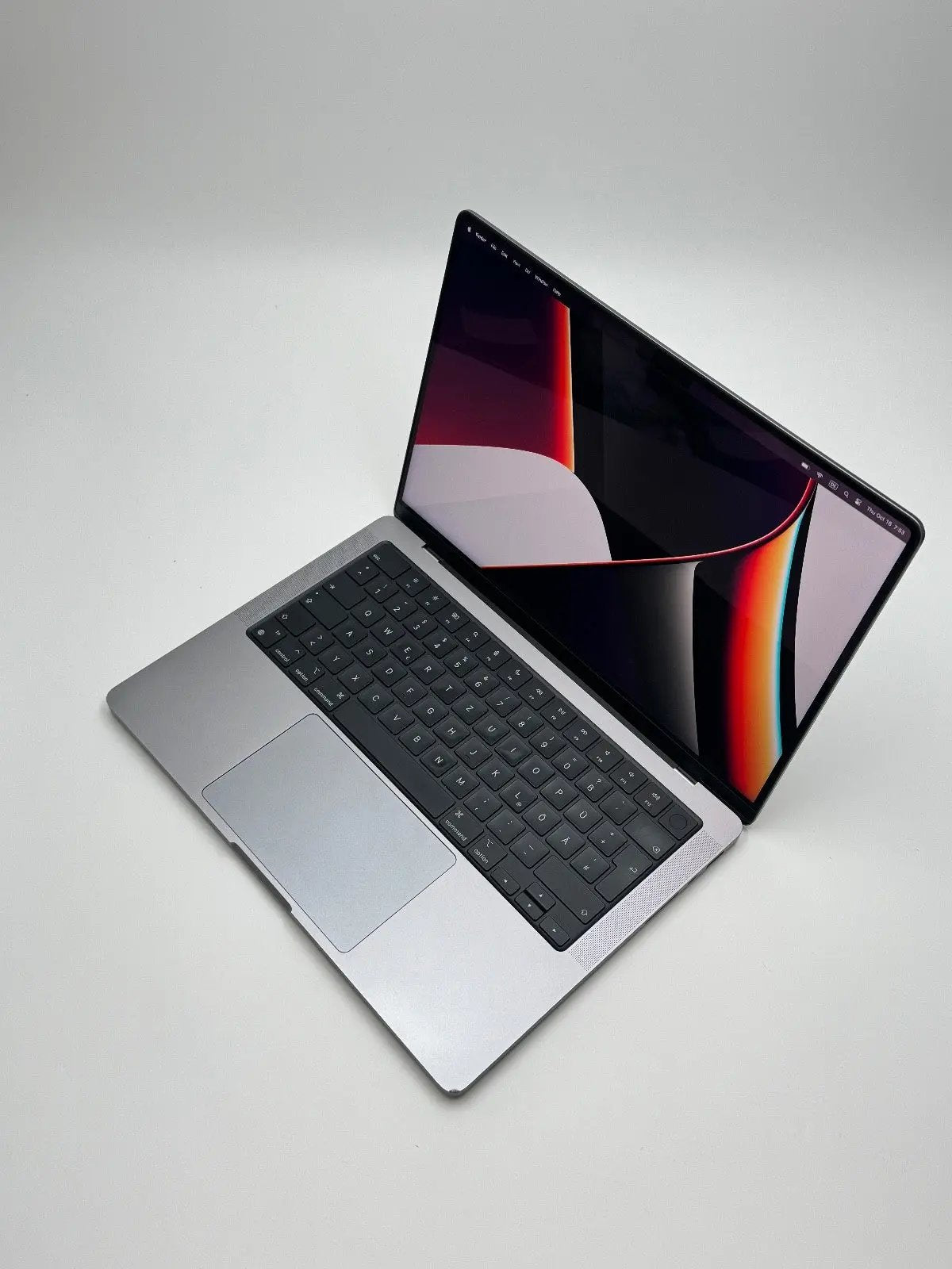 Apple MacBook Pro 14,2 Zoll | M1 CPU | 2021 | 512 GB SSD | 32 GB RAM | Space Grau D&S Resell GbR