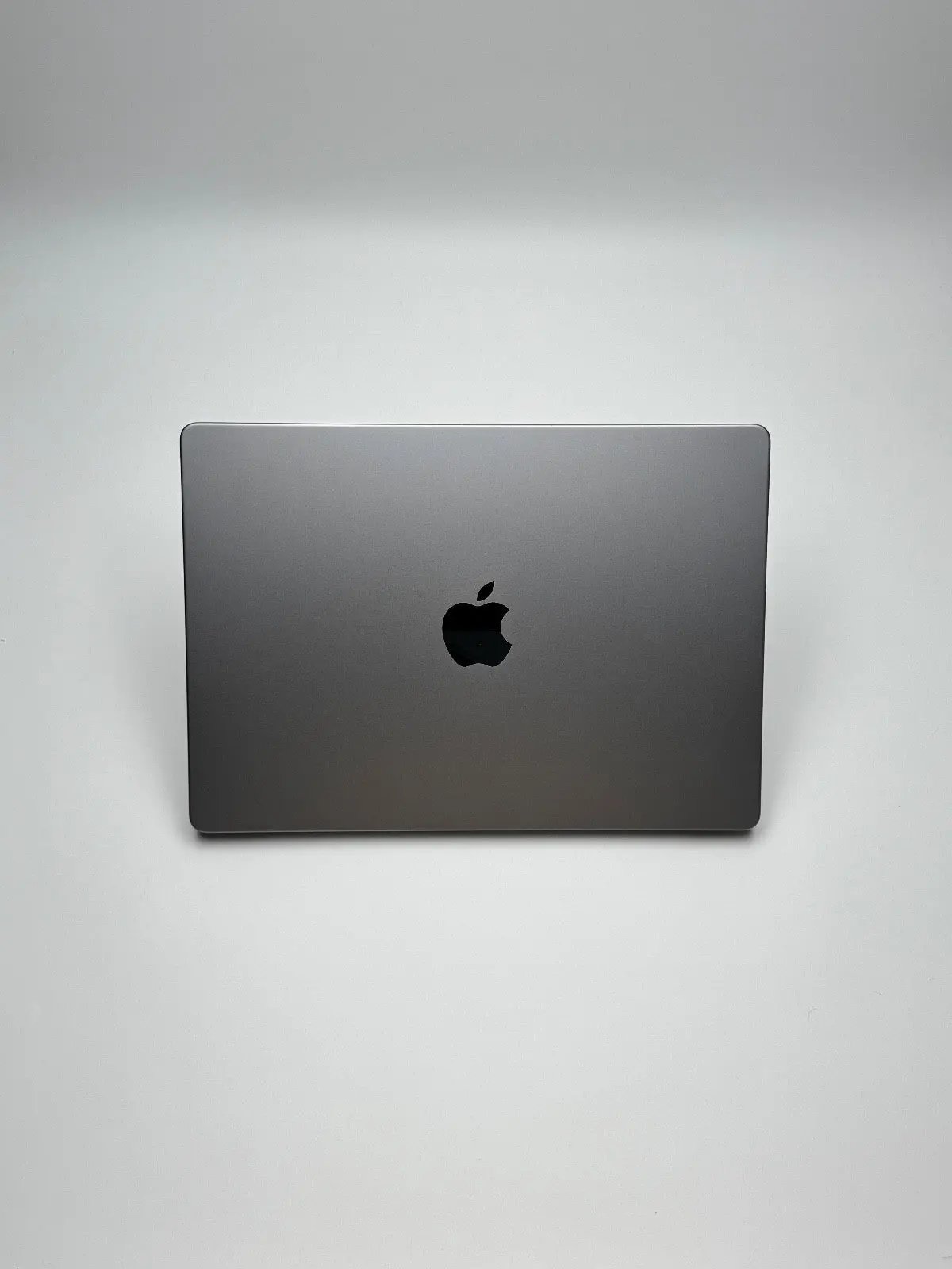 Apple MacBook Pro 14,2 Zoll | M2 Pro | 2023 | 512 TB SSD | 16 GB RAM | Space Grau D&S Resell GbR
