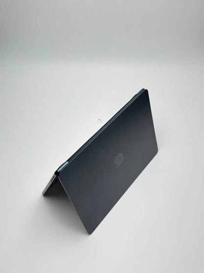 Apple MacBook Air 13,6 Zoll | M2 CPU | 2022 | 256 GB SSD | 8 GB RAM | Mitternacht D&S Resell GbR