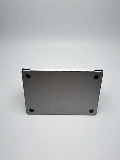 Apple MacBook Air 13,6 Zoll | M2 CPU | 2022 | 256 GB SSD | 8 GB RAM | Space Grau D&S Resell GbR