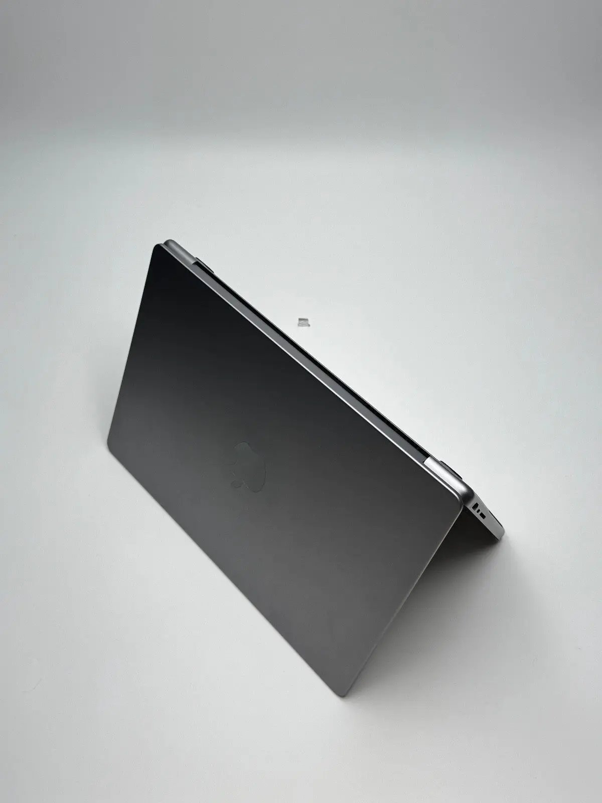 Apple MacBook Pro 14,2 Zoll | M2 Max | 2023 | 1 TB SSD | 32 GB RAM | Space Grau D&S Resell GbR