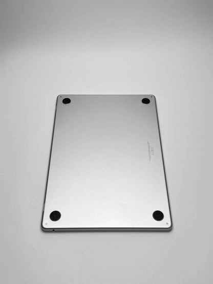 Apple MacBook Air 15,3 Zoll | M2 CPU | 2023 | 256 GB SSD | 8 GB RAM | Silber D&S Resell GbR