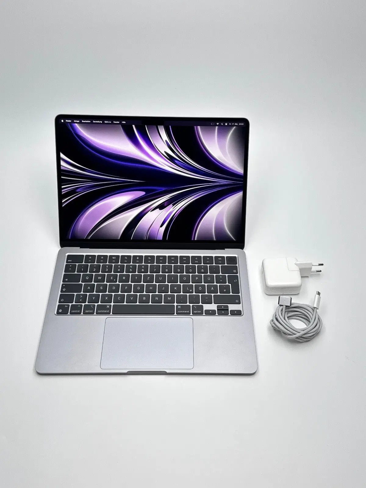 Apple MacBook Air 13,6 Zoll | M2 CPU | 2022 | 256 GB SSD | 8 GB RAM | Space Grau D&S Resell GbR