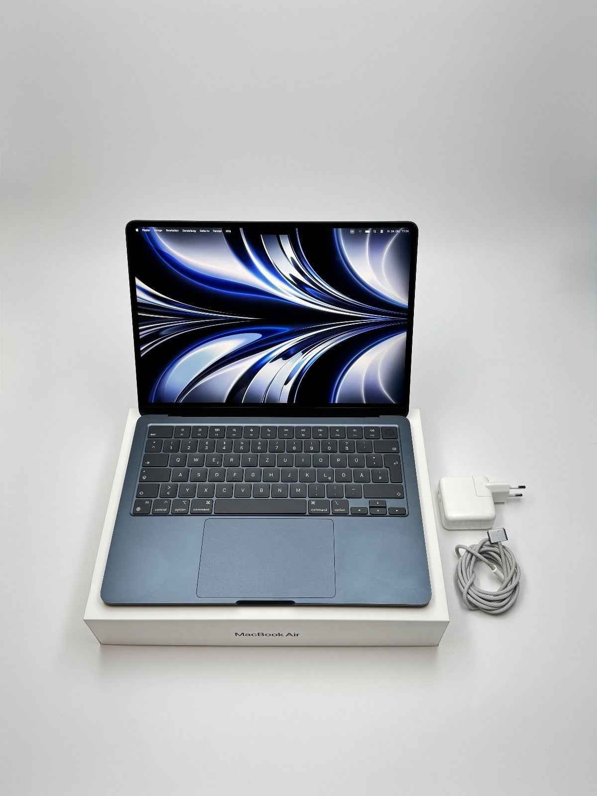 Apple MacBook Air 13,6 Zoll | M2 CPU | 2022 | 512 GB SSD | 8 GB RAM | Midnight D&S Resell GbR