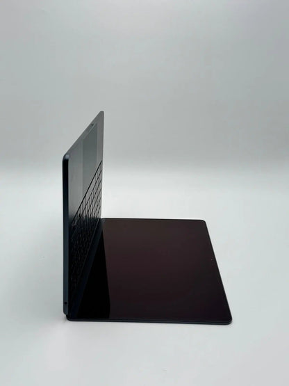 Apple MacBook Air 13,6 Zoll | M2 CPU | 2022 | 256 GB SSD | 8 GB RAM | Mitternacht D&S Resell GbR