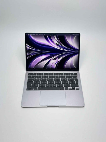 Apple MacBook Air 13,6 Zoll | M2 CPU | 2022 | 256 GB SSD | 8 GB RAM | Space Grau D&S Resell GbR