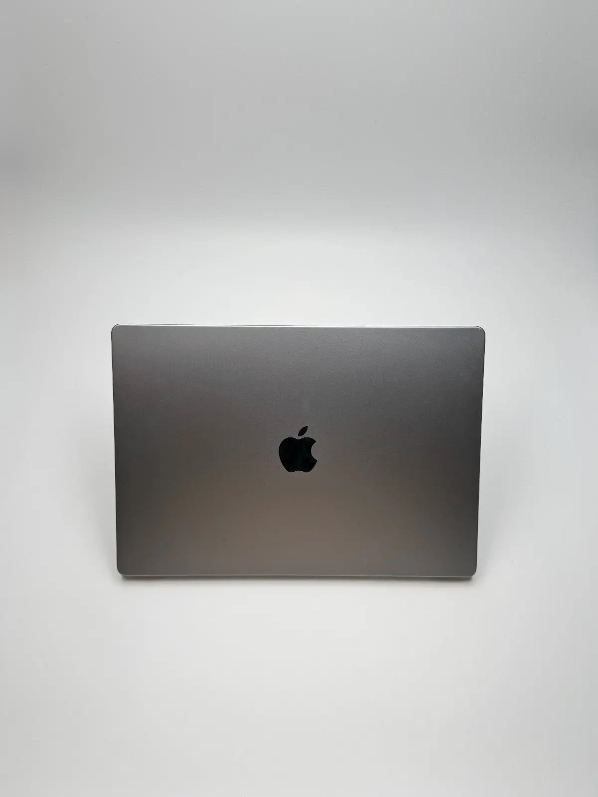 Apple MacBook Pro 16,2 Zoll | M2 Pro | 2023 | 512 GB SSD | 16 GB RAM | Space Grau D&S Resell GbR