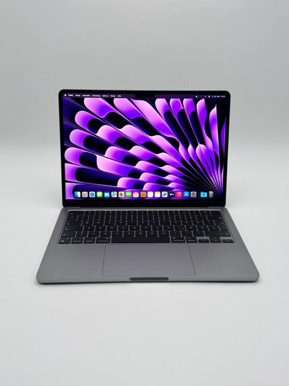 Apple MacBook Air 13,6 Zoll | M2 CPU | 2022 | 256 GB SSD | 8 GB RAM | Space Grau D&S Resell GbR