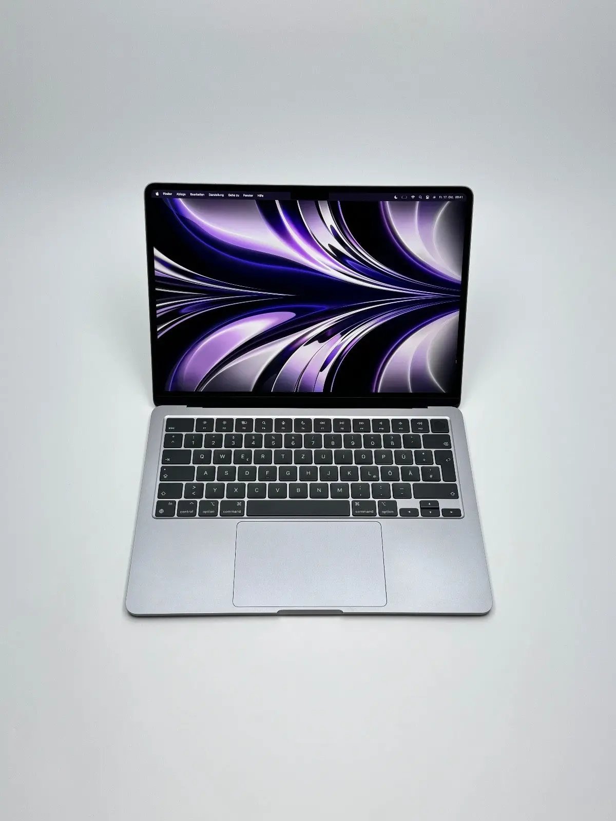 Apple MacBook Air 13,6 Zoll | M2 CPU | 2022 | 256 GB SSD | 8 GB RAM | Space Grau D&S Resell GbR