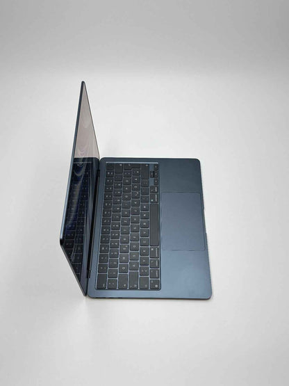 Apple MacBook Air 13,6 Zoll | M2 CPU | 2022 | 512 GB SSD | 8 GB RAM | Midnight D&S Resell GbR