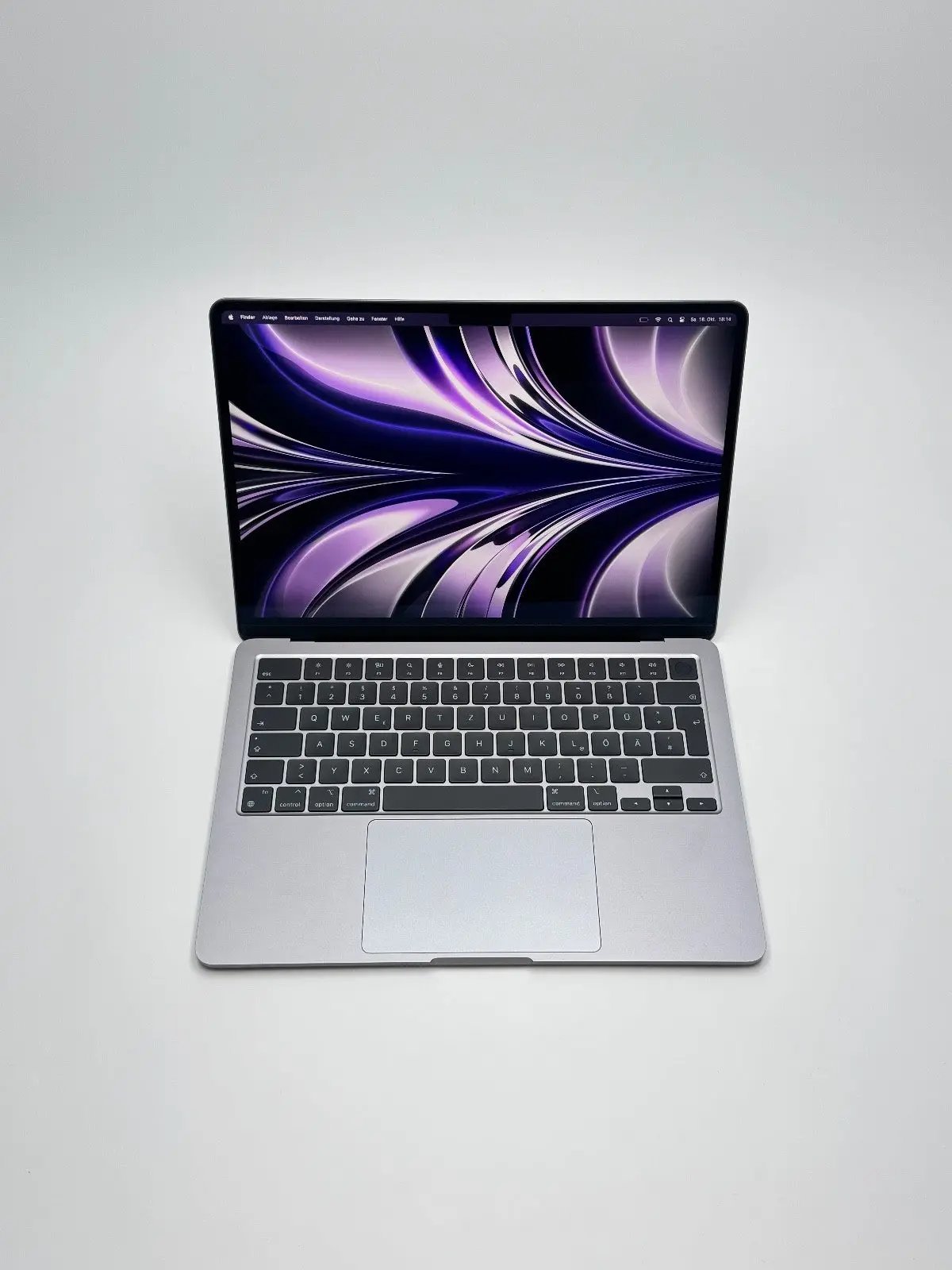 Apple MacBook Air 13,6 Zoll | M2 CPU | 2022 | 256 GB SSD | 8 GB RAM | Space Grau D&S Resell GbR