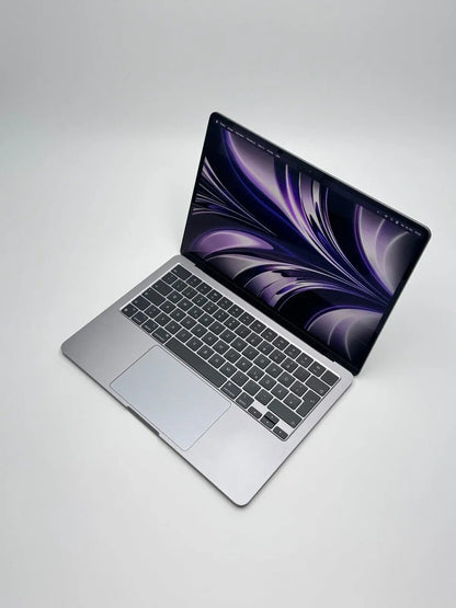 Apple MacBook Air 13,6 Zoll | M2 CPU | 2022 | 256 GB SSD | 8 GB RAM | Space Grau D&S Resell GbR