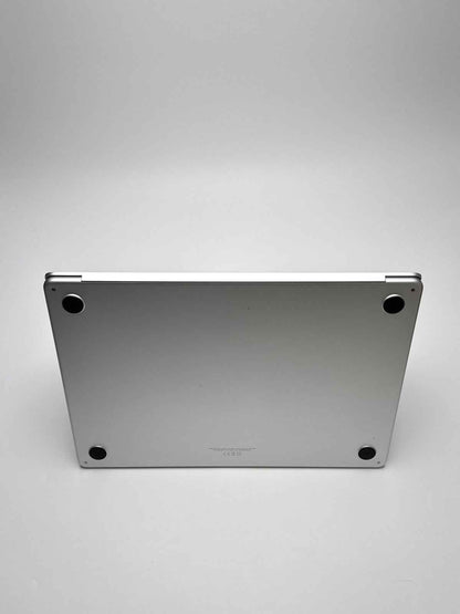 Apple MacBook Air 15,3 Zoll | M2 CPU | 2023 | 256 GB SSD | 8 GB RAM | Silber D&S Resell GbR