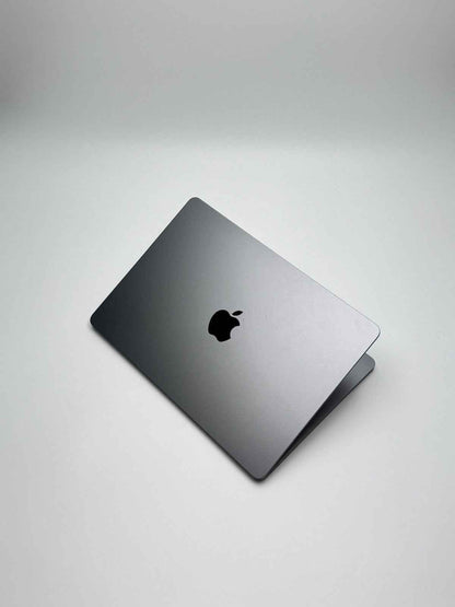 Apple MacBook Air 13,6 Zoll | M2 CPU | 2022 | 256 GB SSD | 8 GB RAM | Space Grau D&S Resell GbR