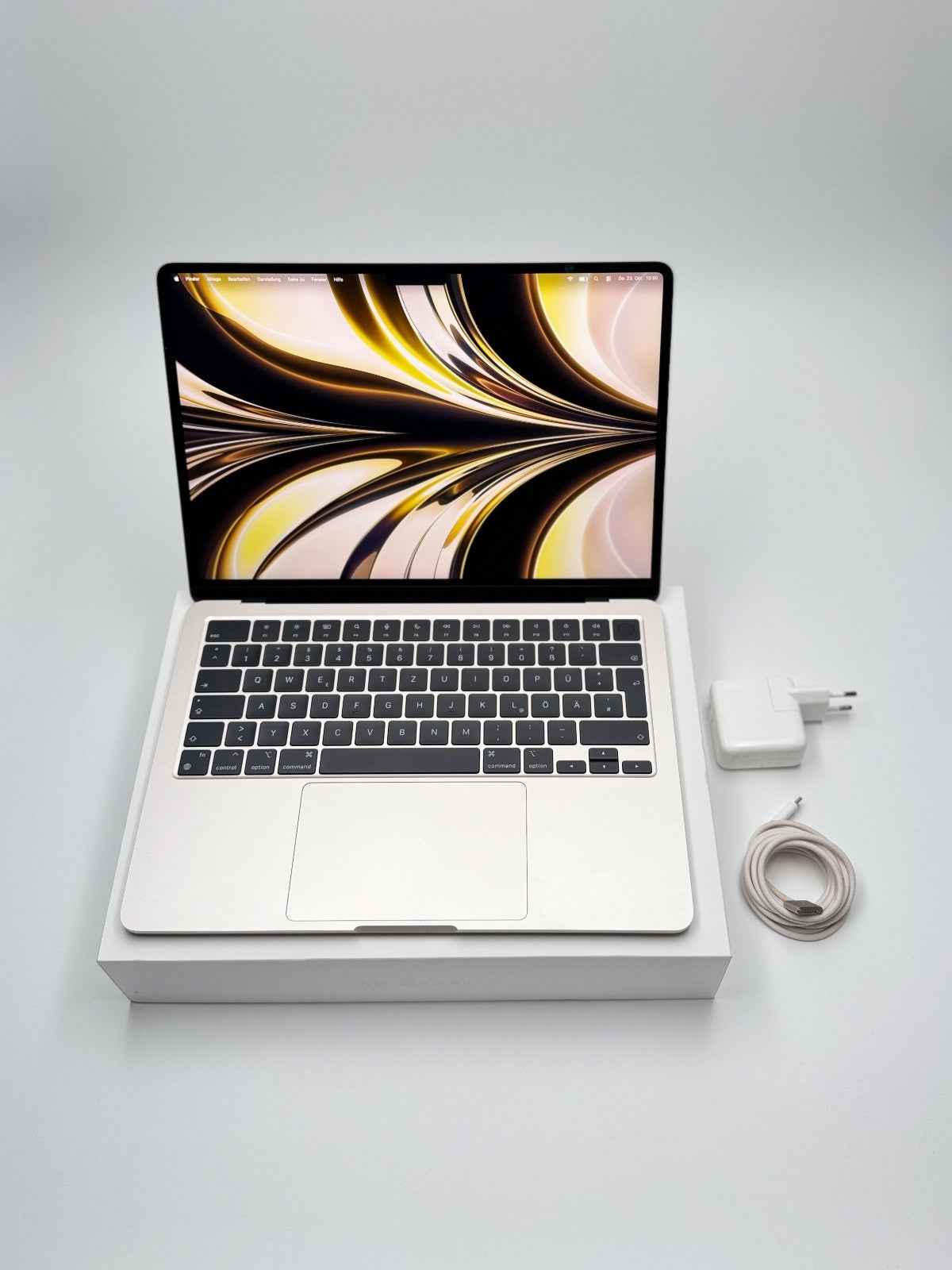 Apple MacBook Air 13,6 Zoll | M2 CPU | 2022 | 512 GB SSD | 8 GB RAM | Polarstern D&S Resell GbR