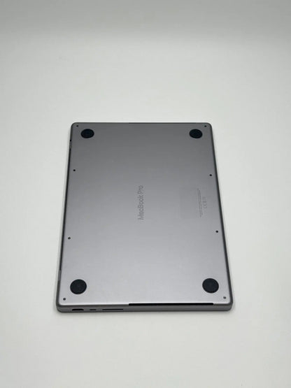 Apple MacBook Pro 14,2 Zoll | M1 CPU | 2021 | 512 GB SSD | 32 GB RAM | Space Grau D&S Resell GbR