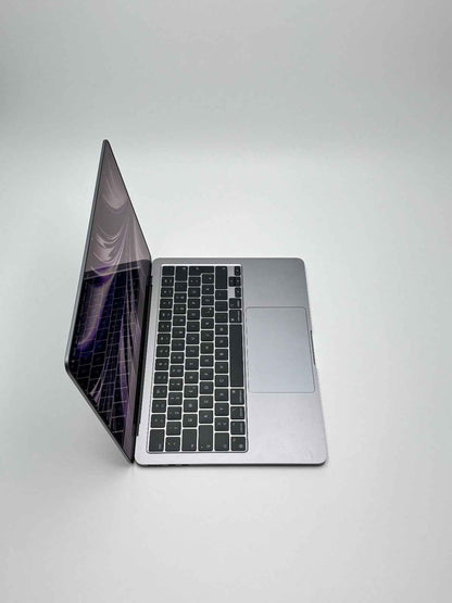 Apple MacBook Air 13,6 Zoll | M2 CPU | 2022 | 256 GB SSD | 8 GB RAM | Space Grau D&S Resell GbR